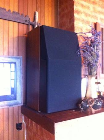 Pair of Modular Component Systems MCS 8320 linear phase speakers