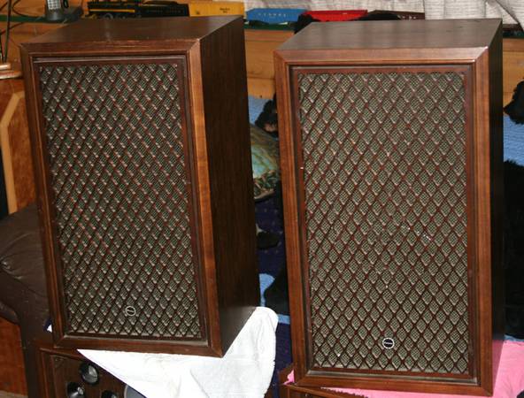 Vintage Sansui SP-100 Stereo Speakers