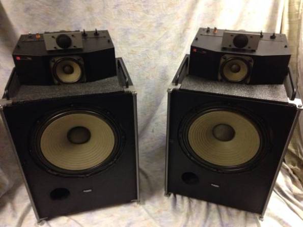 00r0r_jqC2aRfUMxI_600x450