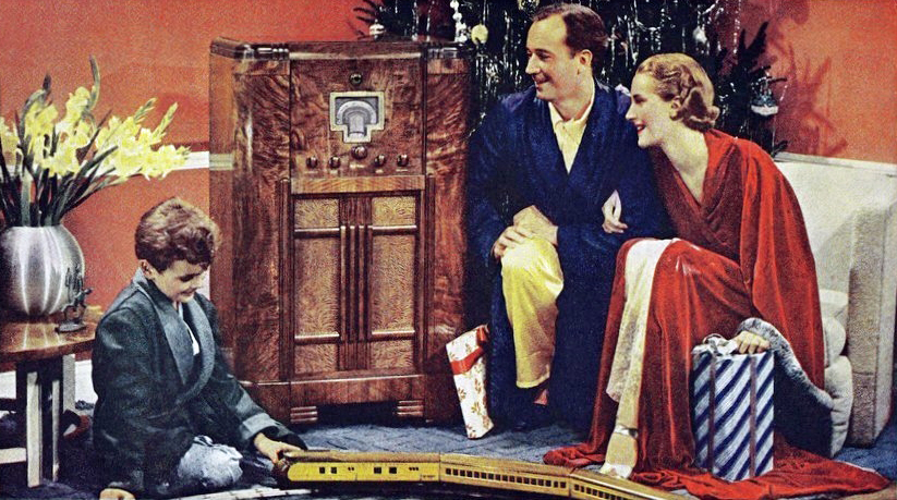 It’s Beginning To Look A Lot Like Christmas | RETROVOLTAGE