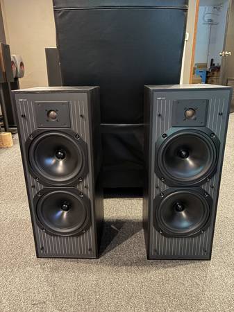 KEF C40 Floorstanding Speakers