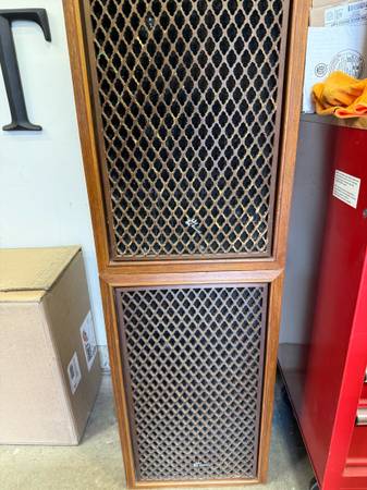 Sansui vintage speakers