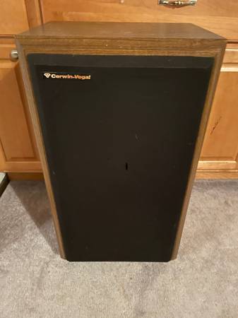 Cerwin Vega AT-12 speaker