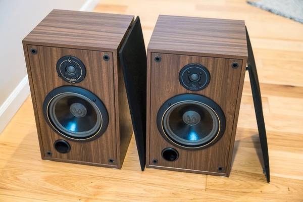 Infinity SM-85 Studio Monitor Bookshelf Speakers