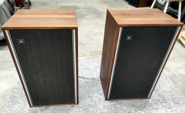 JBL Lancer 77 Speakers