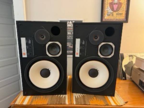 JBL L100 Speakers