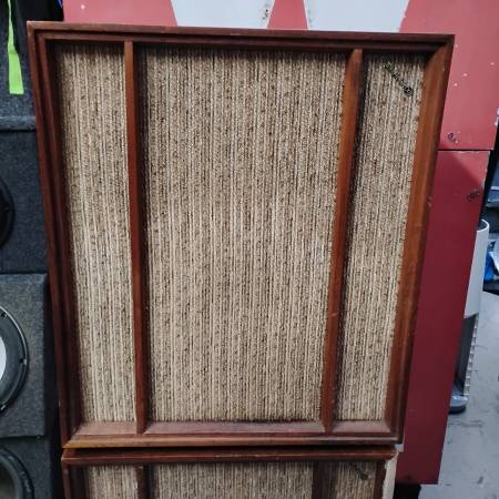 Vintage PAIR of Wharfedale w70 Home Stereo Speakers Mid Century