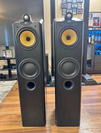 2 Used B&W CDM 7NT Floor-Standing Loudspeakers