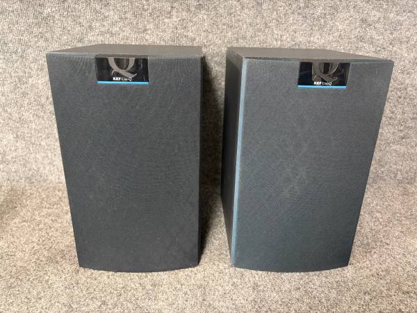 KEF Q10 Compact Bookshelf Speakers