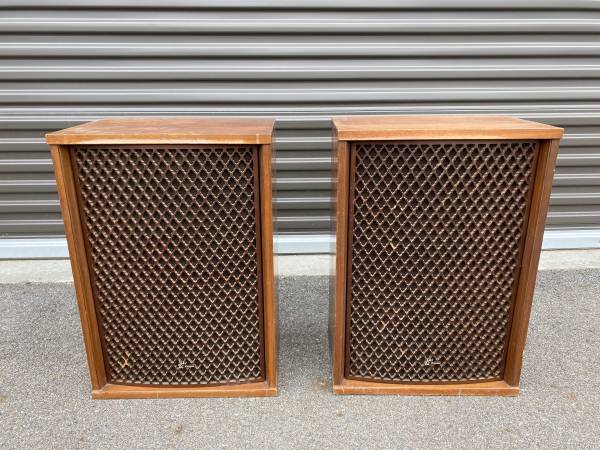Sansui SP-3500 4 Way Speakers