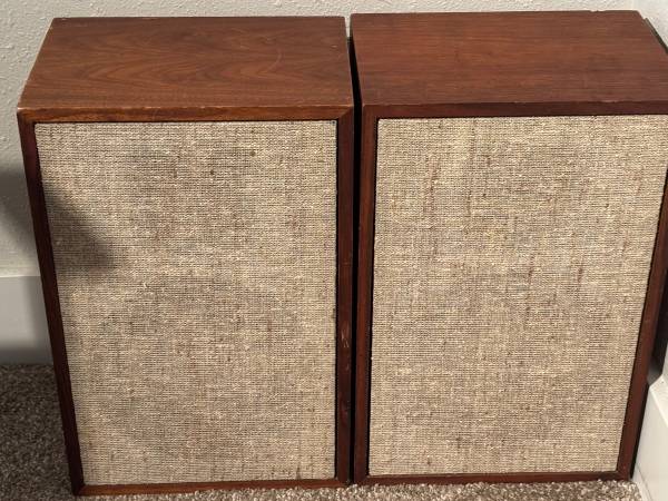 Wood Cabinet 1970s Harmon Kardon HK-30 Stereo Speaker Pair